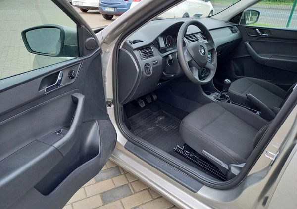 Skoda RAPID cena 26700 przebieg: 152800, rok produkcji 2012 z Baborów małe 37